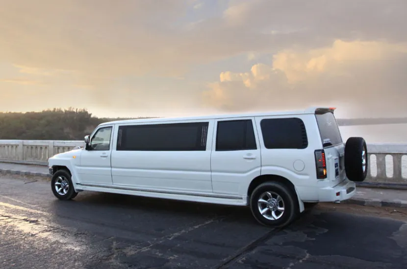 Limousine Suv Car Rental in Ahmedabad