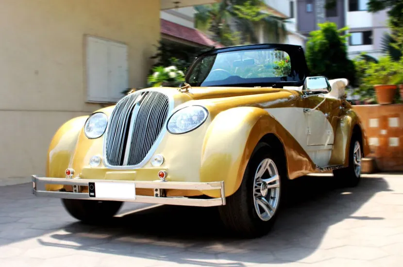 Vintage Royal Goldan